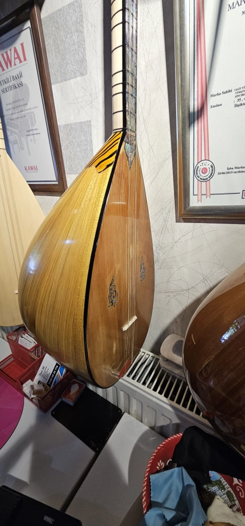 #235 - KISA SAP DUT POLYESTER SEDEF KLAVYELİ